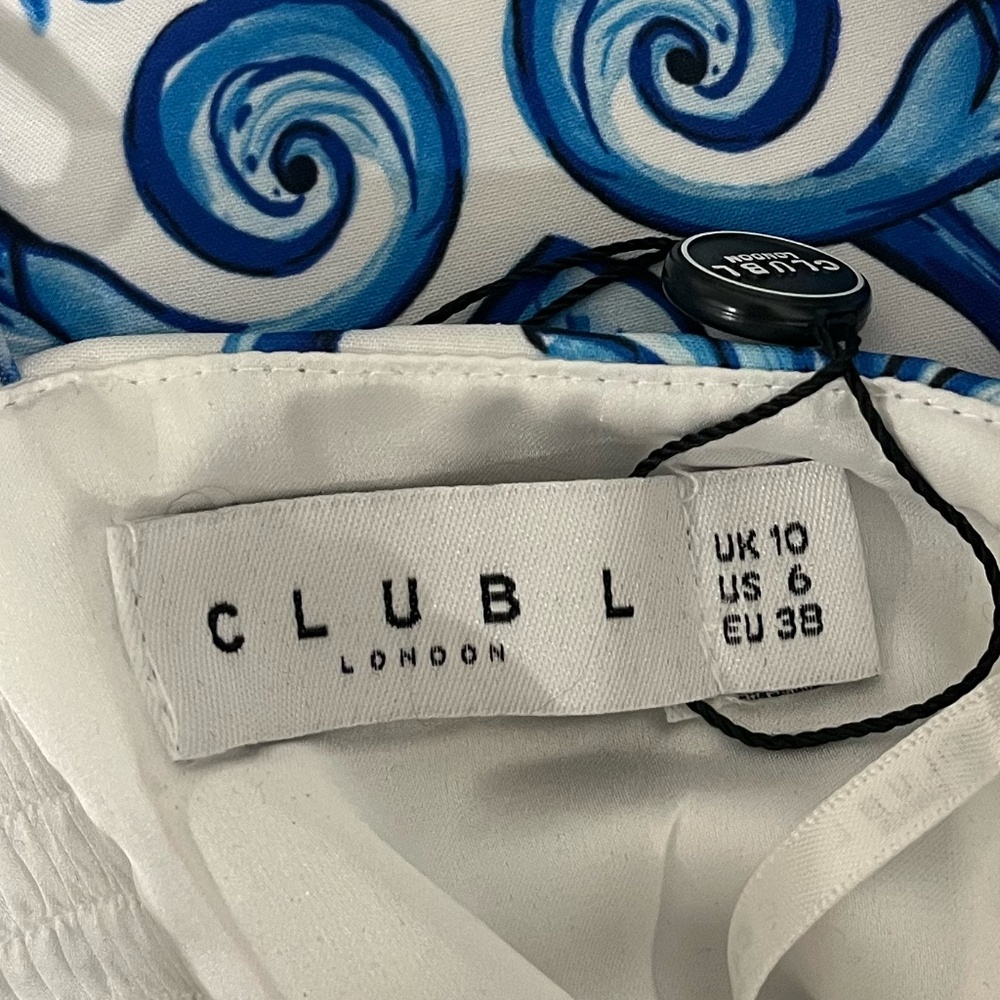 NWT CLUB L LONDON | One Day | Blue Porcelain Print Ruffle-Strap Belted Playsuit - Picture 6 of 12